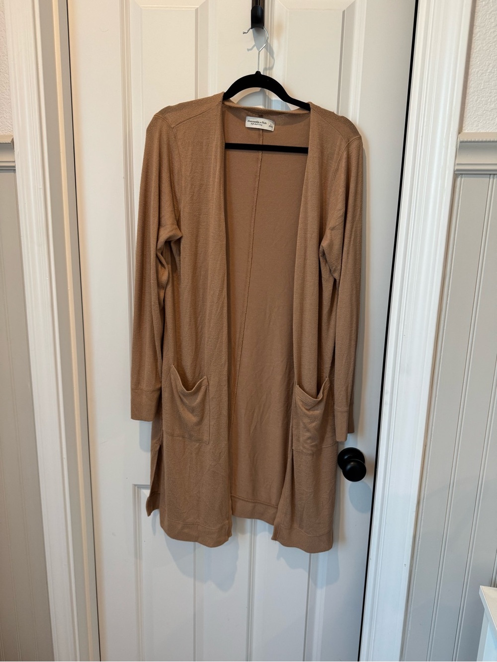 Abercrombie and Fitch Lightweight Open-Front Cardigan in Camel